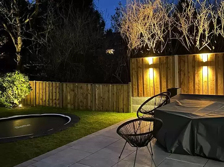 Outdoor lighting installer Cobham - KT11 fitting garden, wall and driveway lights